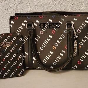 Guess purse and matching wallet